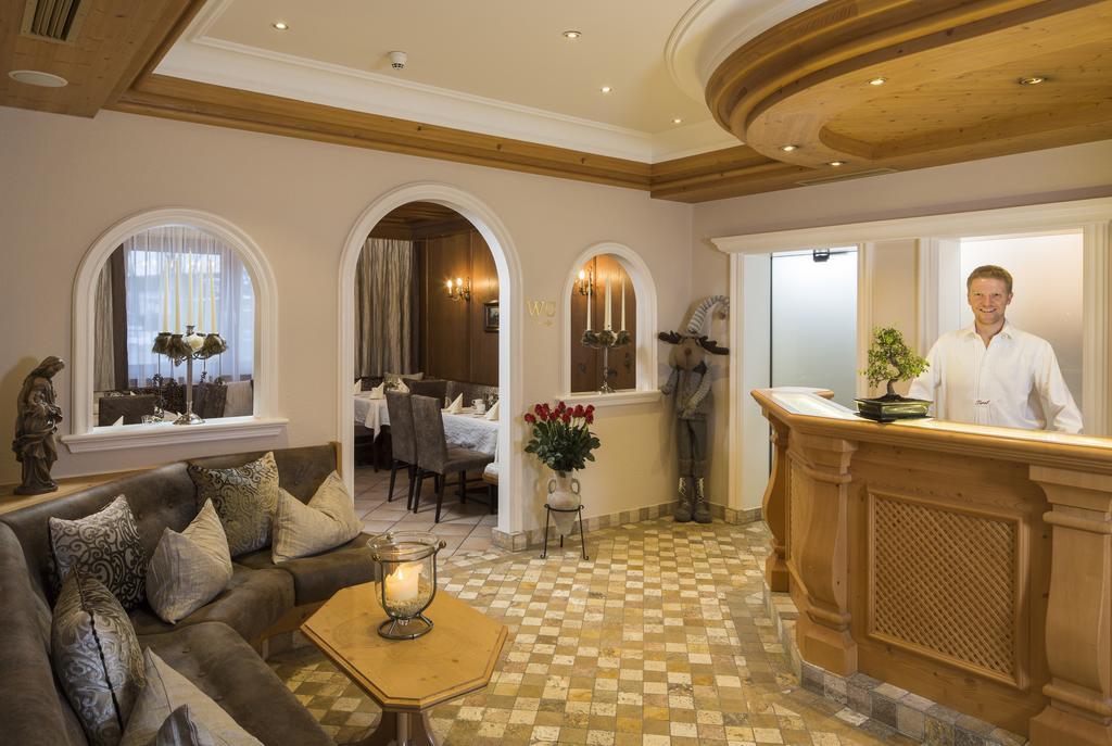 Hotel Jenbacherhof B&B Екстериор снимка