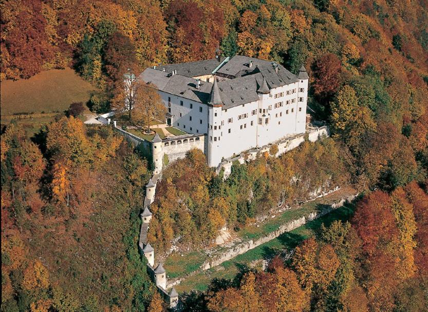 Hotel Jenbacherhof B&B Екстериор снимка